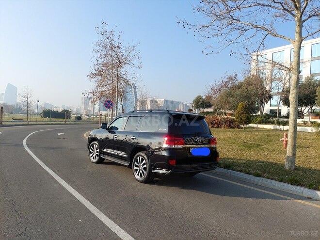 Toyota Land Cruiser 2018, 124,000 km - 4.6 l - Bakı
