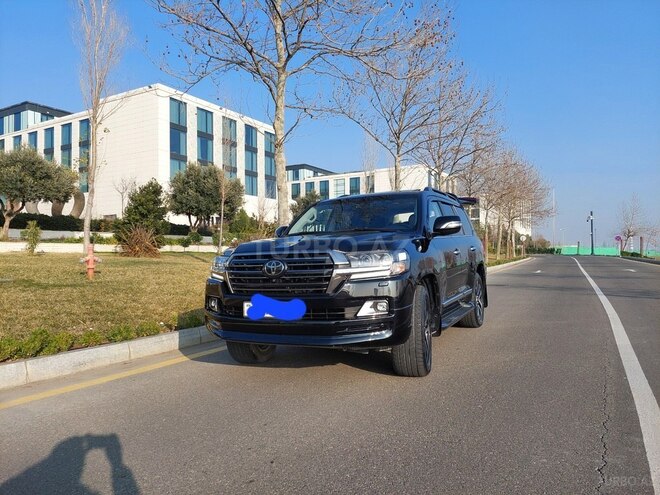 Toyota Land Cruiser 2018, 124,000 km - 4.6 l - Bakı