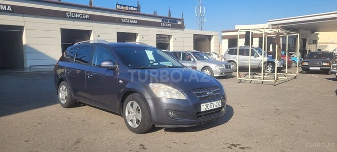 Kia Ceed 2007, 260,000 km - 1.6 l - Gəncə