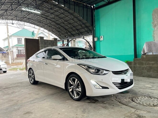 Hyundai Elantra 2015, 104,200 km - 1.8 л - Şabran