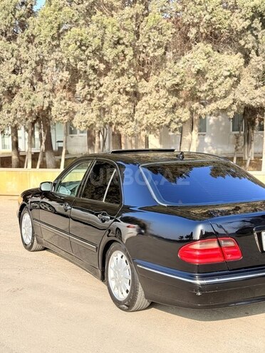 Mercedes E 240 2000, 280,000 km - 2.4 l - Sumqayıt