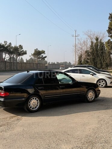 Mercedes E 240 2000, 280,000 km - 2.4 l - Sumqayıt