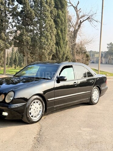 Mercedes E 240 2000, 280,000 km - 2.4 l - Sumqayıt