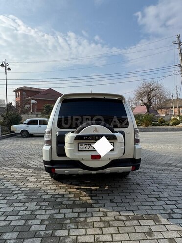 Mitsubishi Pajero 2008, 196,000 km - 3.0 л - Lənkəran