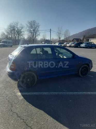 Skoda Fabia 2000, 256,563 km - 1.4 l - Qəbələ