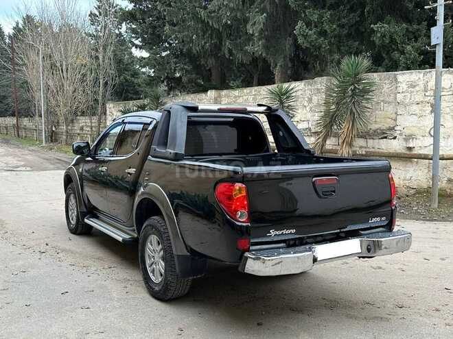 Mitsubishi L200 2013, 256,000 km - 2.5 l - Bakı