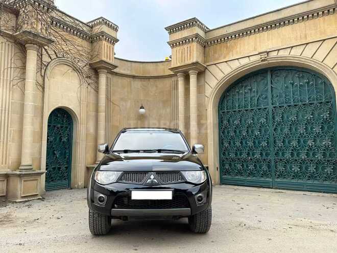 Mitsubishi L200 2013, 256,000 km - 2.5 l - Bakı