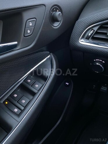 Chevrolet Cruze-14