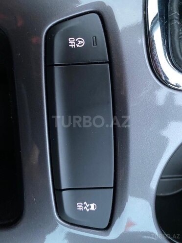 Chevrolet Cruze-17