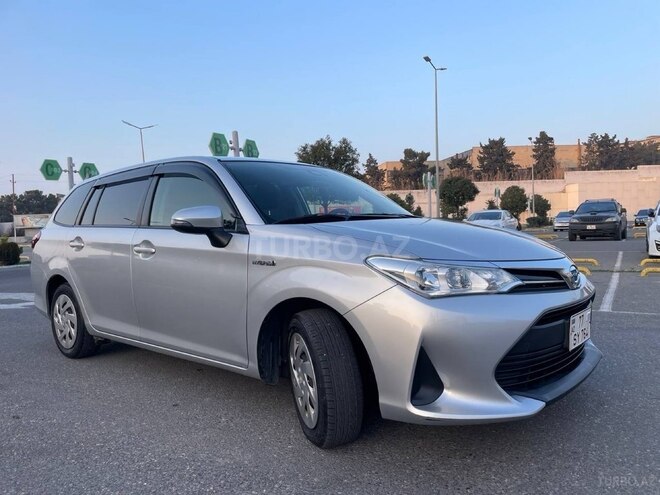 Toyota Corolla Fielder 2019, 100,750 km - 1.5 л - Bakı