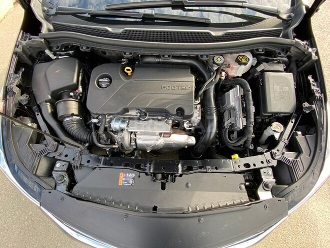 Chevrolet Cruze-19