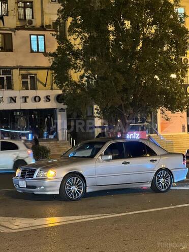 Mercedes C 240 1999, 291,000 km - 2.4 l - Bakı