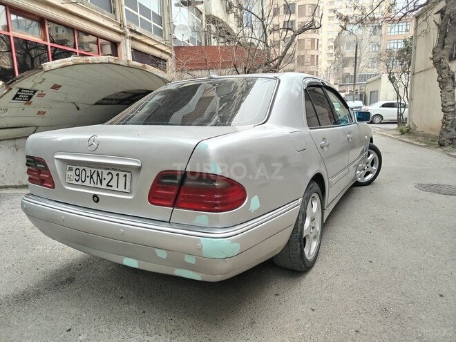 Mercedes E 230 1997, 328,200 km - 2.3 l - Bakı