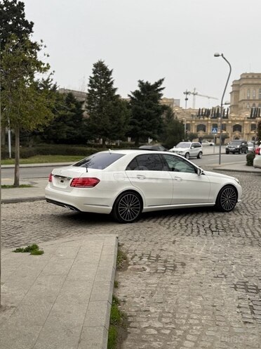 Mercedes E 220 d 2015, 212,522 km - 2.2 l - Bakı
