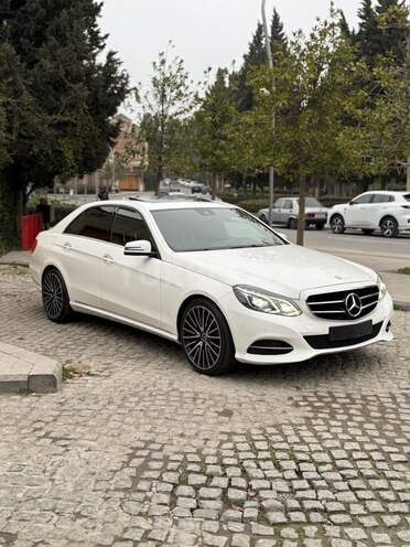Mercedes E 220 d 2015, 212,522 km - 2.2 l - Bakı