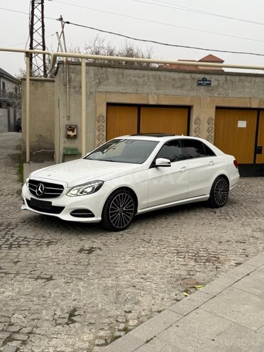 Mercedes E 220 d 2015, 212,522 km - 2.2 l - Bakı
