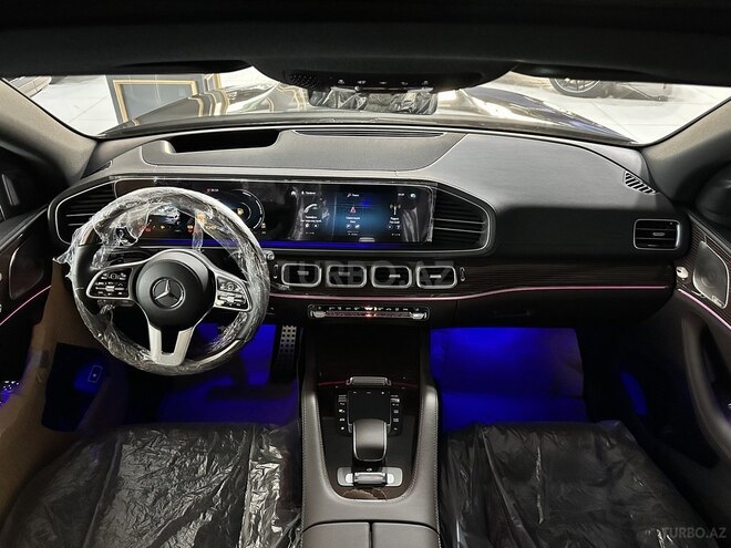 Mercedes GLS 580 4MATIC-21