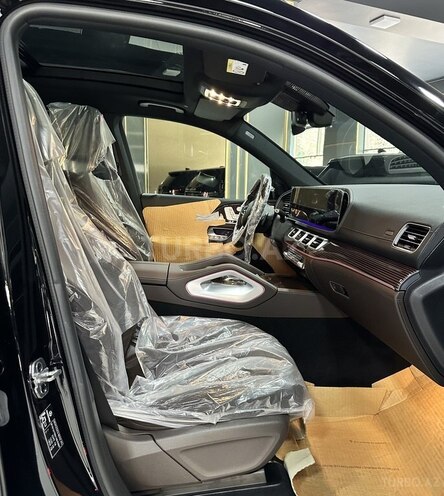 Mercedes GLS 580 4MATIC-18
