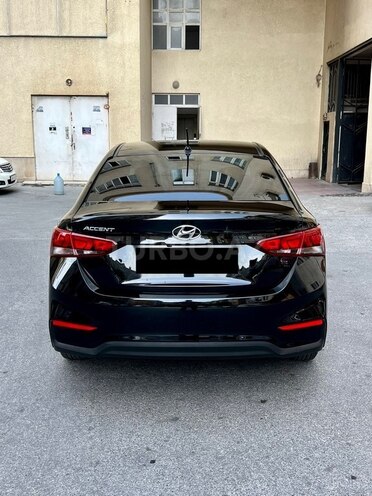 Hyundai Accent 2018, 120,000 km - 1.6 l - Bakı