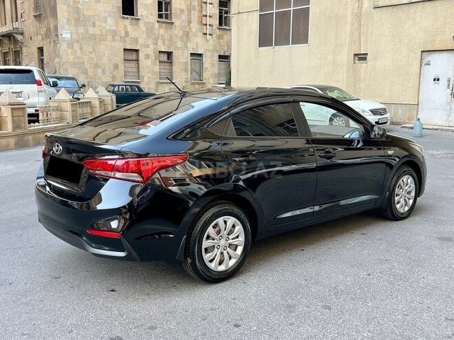 Hyundai Accent 2018, 120,000 km - 1.6 l - Bakı