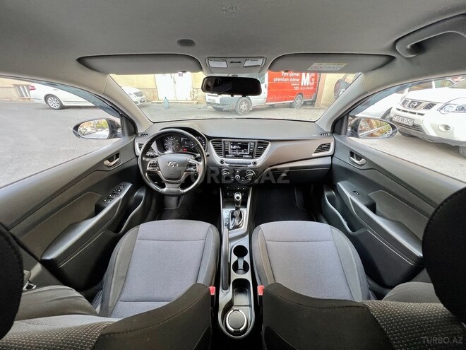 Hyundai Accent 2018, 120,000 km - 1.6 l - Bakı