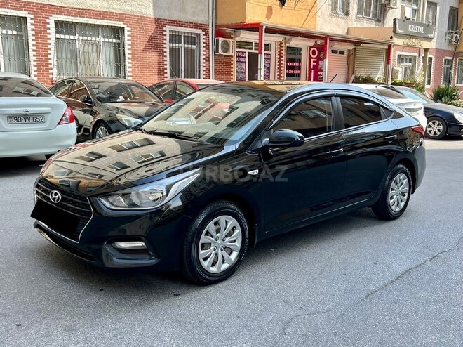 Hyundai Accent 2018, 120,000 km - 1.6 l - Bakı