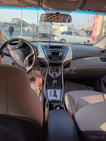 Hyundai Elantra 2013, 145,000 km - 1.8 л - Bərdə