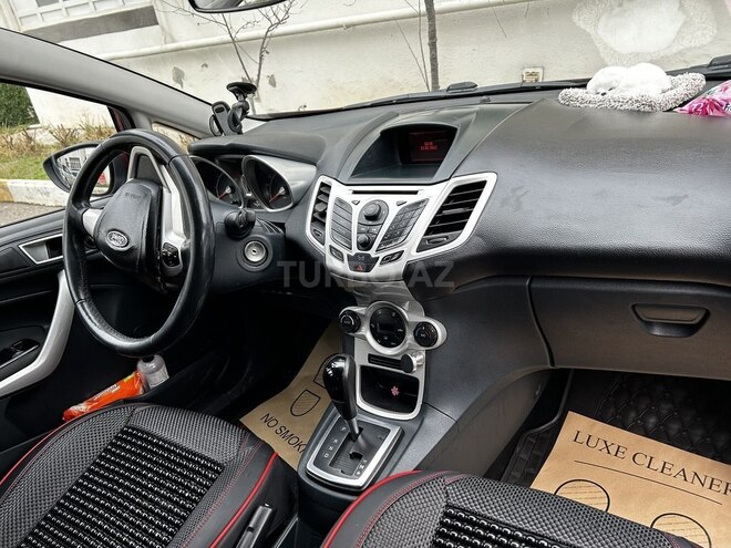 Ford Fiesta 2012, 370,000 km - 1.4 l - Bakı