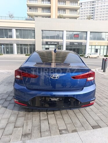 Hyundai Elantra 2018, 210,502 km - 2.0 л - Bakı