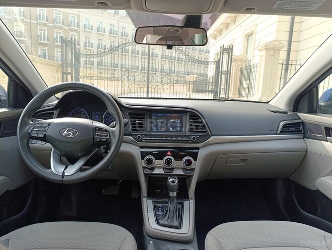 Hyundai Elantra 2018, 210,502 km - 2.0 л - Bakı