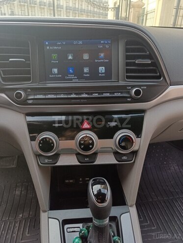 Hyundai Elantra 2018, 210,502 km - 2.0 л - Bakı