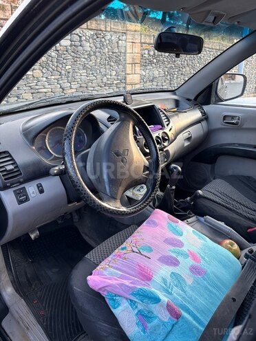 Mitsubishi L200 2009, 621,000 km - 2.5 l - Bakı