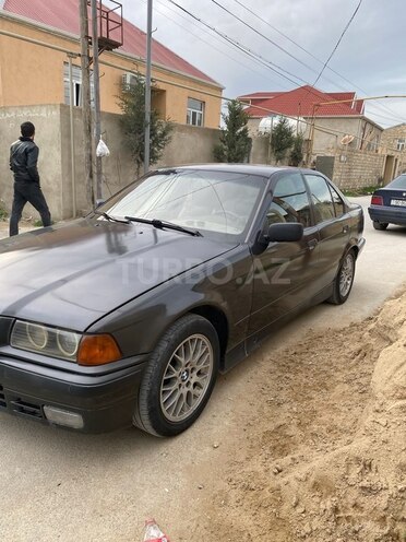 BMW 320 1993, 300,000 km - 2.0 l - Bakı