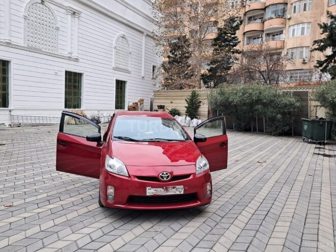 Toyota Prius 2011, 241,000 km - 1.8 l - Bakı