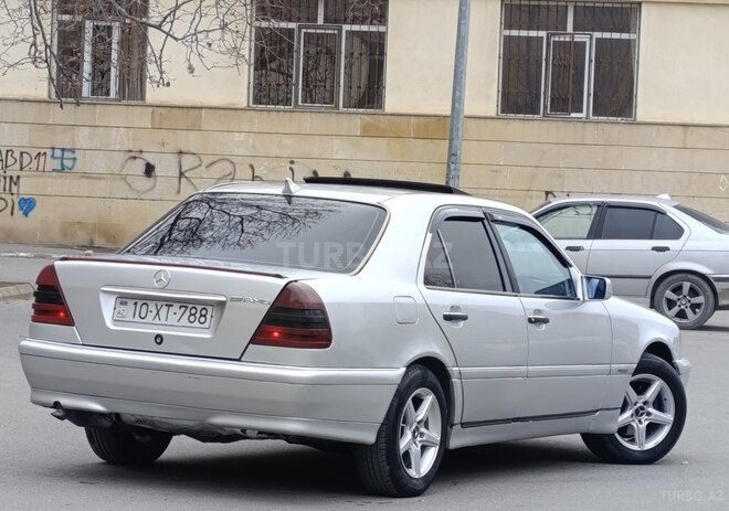Mercedes C 250 d 1994, 245,000 km - 2.5 l - Bakı