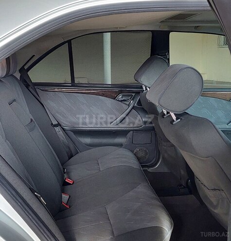 Mercedes E 220 d 2001, 273,300 km - 2.2 l - Ağcabədi