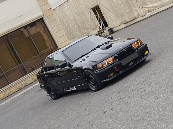 BMW 325 1997, 165,000 km - 2.5 л - Bakı