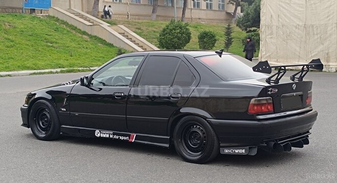 BMW 325 1997, 165,000 km - 2.5 л - Bakı