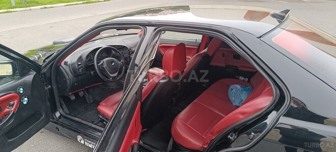 BMW 325 1997, 165,000 km - 2.5 л - Bakı