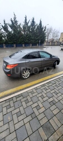 Hyundai Accent 2011, 182,500 km - 1.6 l - Qusar