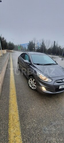 Hyundai Accent 2011, 182,500 km - 1.6 l - Qusar