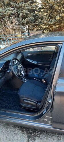 Hyundai Accent 2011, 182,500 km - 1.6 l - Qusar