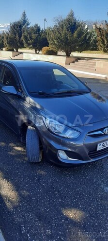 Hyundai Accent 2011, 182,500 km - 1.6 l - Qusar