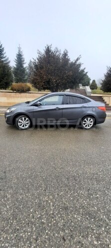 Hyundai Accent 2011, 182,500 km - 1.6 l - Qusar