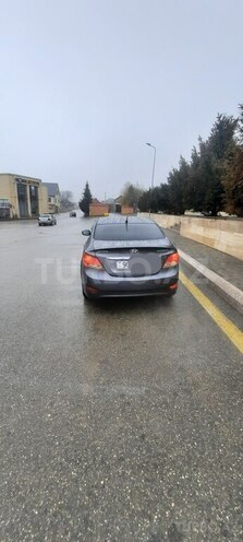 Hyundai Accent 2011, 182,500 km - 1.6 l - Qusar