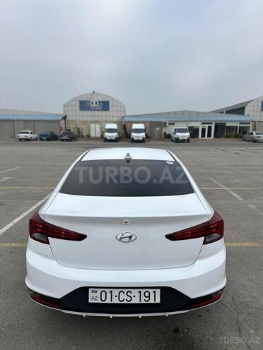 Hyundai Elantra 2019, 93,292 km - 2.0 l - Xırdalan