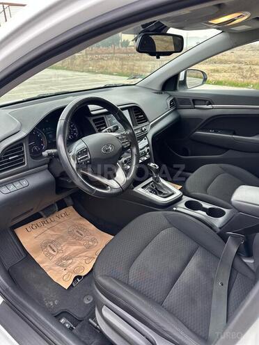 Hyundai Elantra 2019, 93,292 km - 2.0 l - Xırdalan