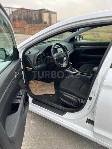 Hyundai Elantra 2019, 93,292 km - 2.0 l - Xırdalan