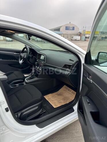 Hyundai Elantra 2019, 93,292 km - 2.0 l - Xırdalan
