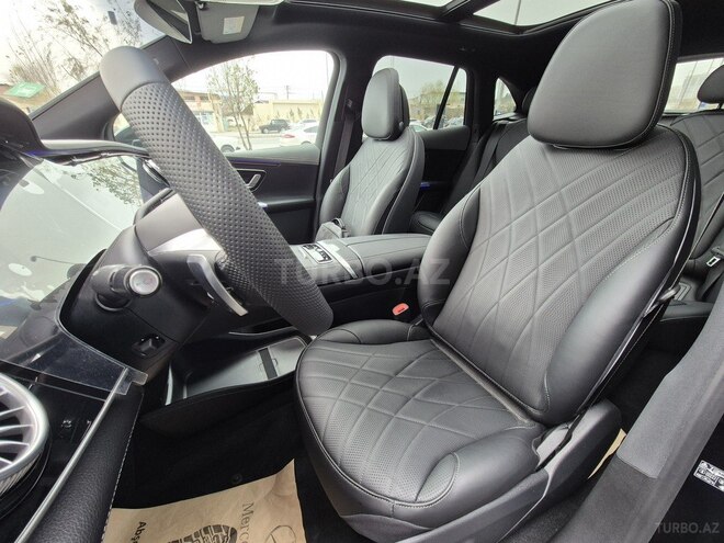 Mercedes EQE 350 4MATIC SUV-12